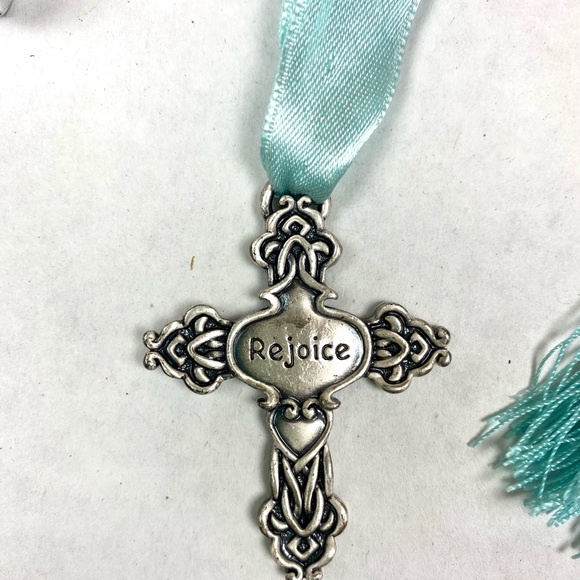 Rejoice Cross Fabric Bookmark - Picture 2 of 2